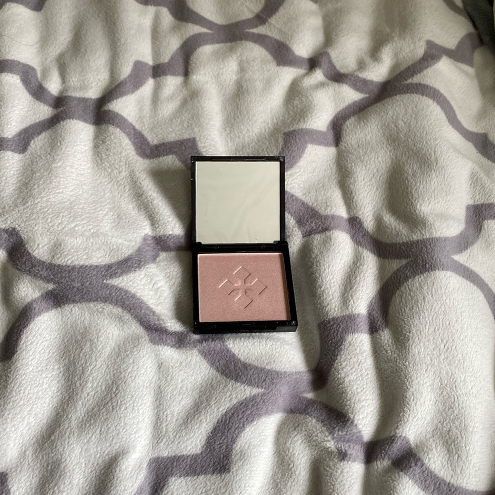 Lovecraft Beauty Highlighter